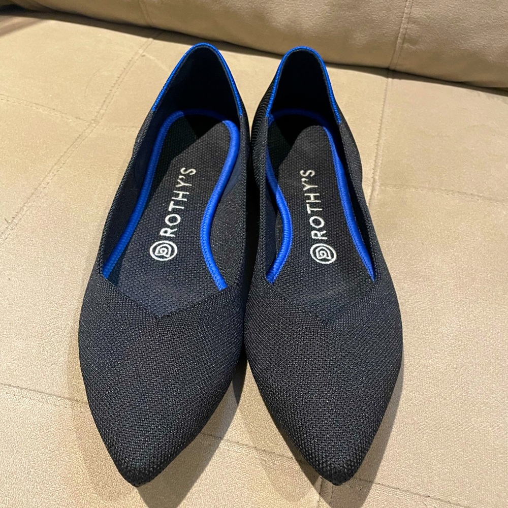 Rothy’s Women’s Black Pointed Toe Flats Size 9 EUC